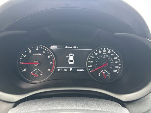Certified 2020 Kia Stinger GT1 AWD/4WD image 31