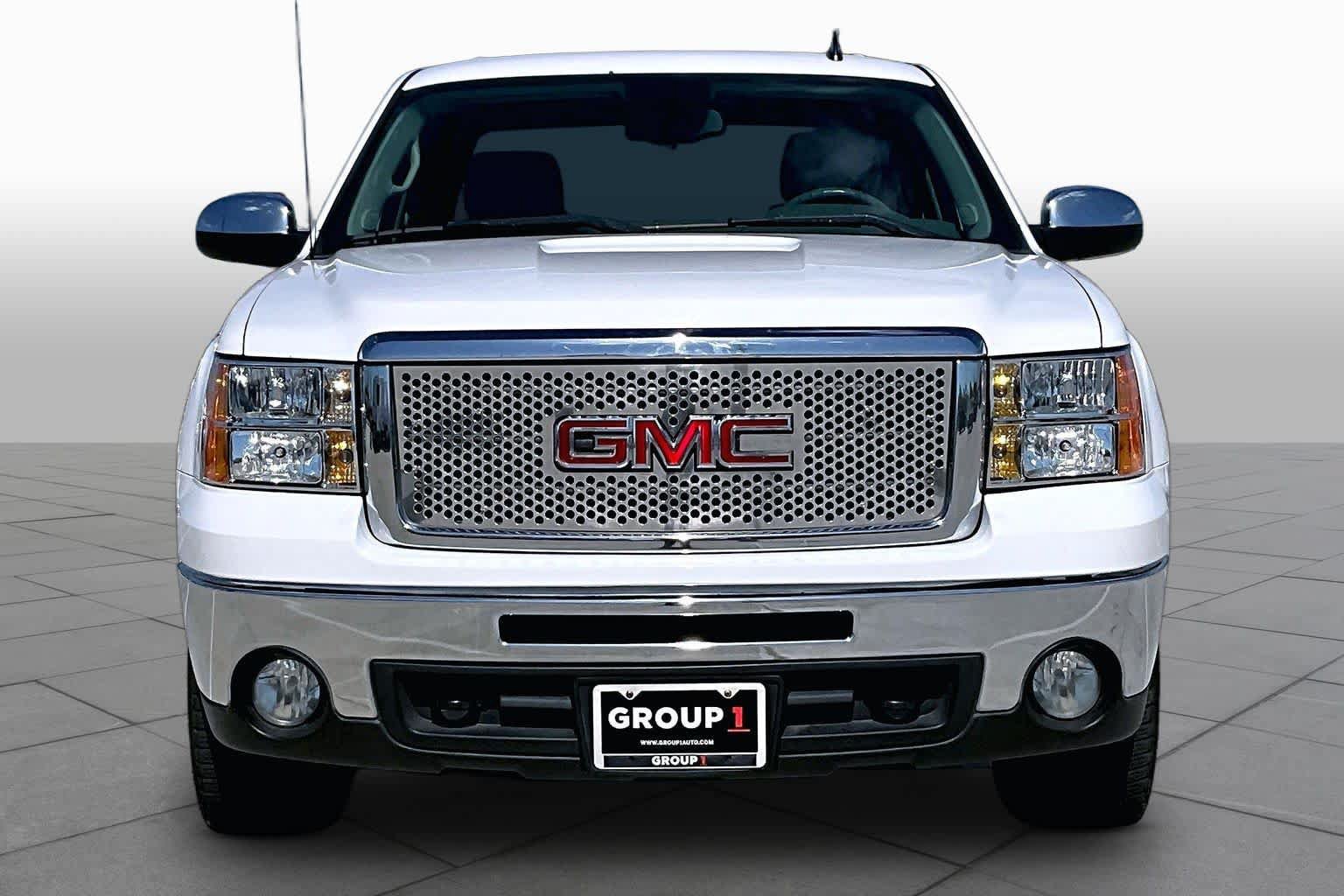 Used 2011 GMC Sierra 1500 SLE w/ Regional Value Package RWD image 3