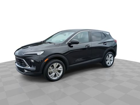 Certified 2024 Buick Encore GX Preferred w/ Comfort Package AWD/4WD image 4