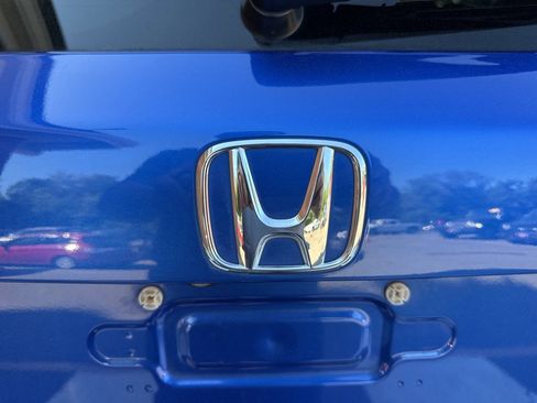 Used 2018 Honda HR-V EX image 37