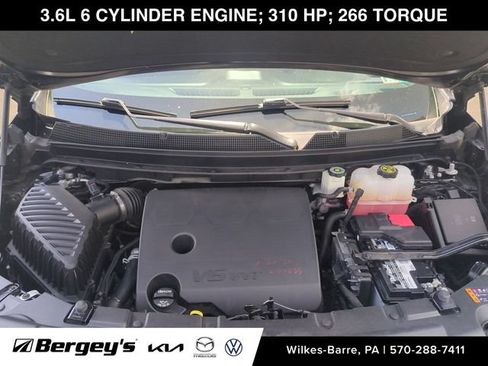 Used 2022 Chevrolet Traverse LT w/ LT Premium Package AWD/4WD image 31