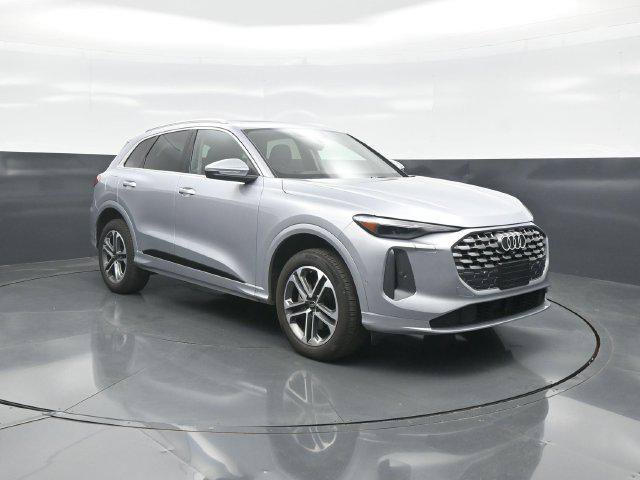 Used 2026 Audi Q5 Premium Plus AWD/4WD image 1