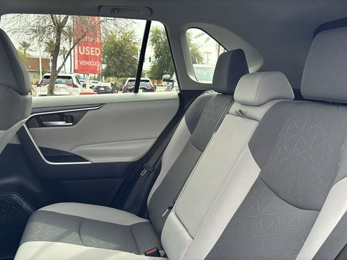 Certified 2025 Toyota RAV4 XLE w/ Convenience Package image 27
