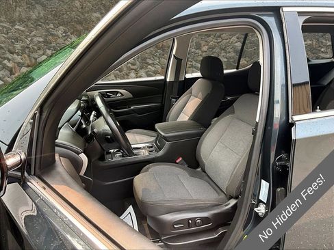 Used 2018 Chevrolet Traverse LT w/ LPO, Floor Liner Package AWD/4WD image 21