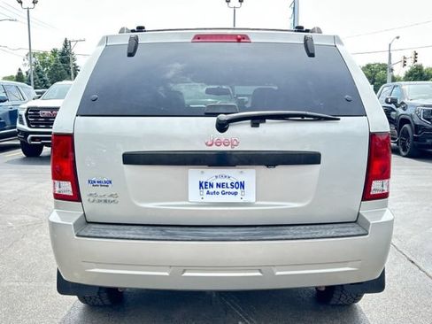 Used 2009 Jeep Grand Cherokee Laredo AWD/4WD image 8