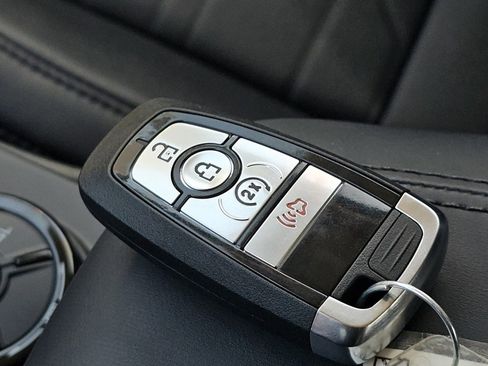 New 2025 Ford Ranger Lariat w/ Black Appearance Package image 35