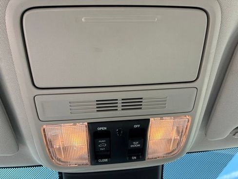 Certified 2026 Honda Odyssey EX-L image 16
