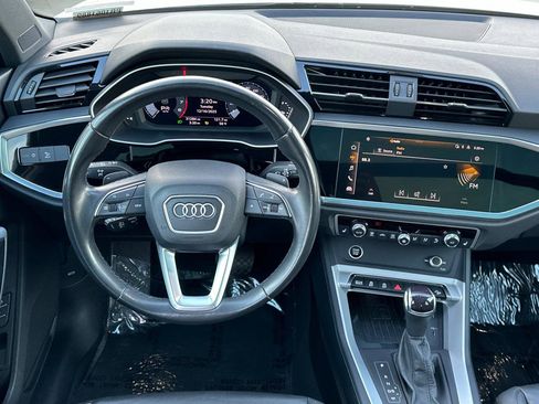 Used 2024 Audi Q3 2.0T Premium image 12