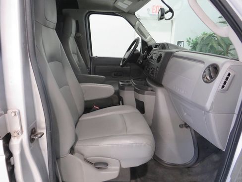 Used 2013 Ford E-150 and Econoline 150 w/ PWR Group image 14