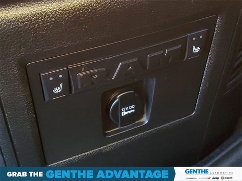 Used 2014 RAM 3500 Laramie image 29