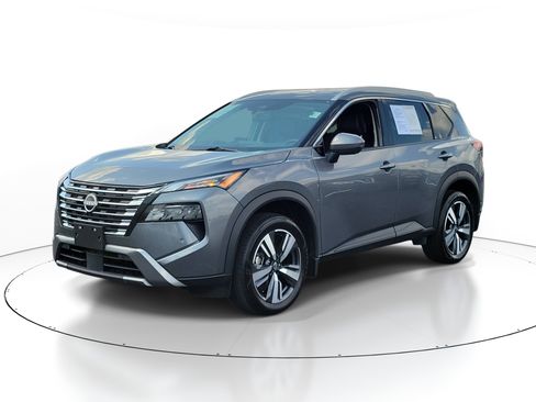 Certified 2025 Nissan Rogue SL AWD/4WD image 2