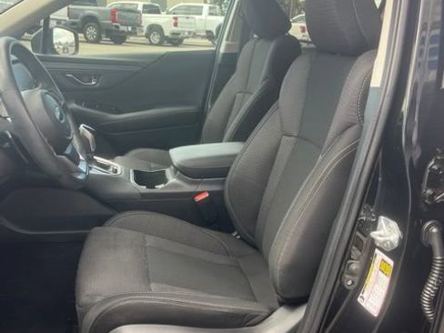 Used 2024 Subaru Outback Premium AWD/4WD image 29
