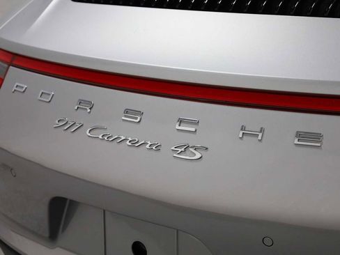 Certified 2018 Porsche 911 Carrera 4S image 8