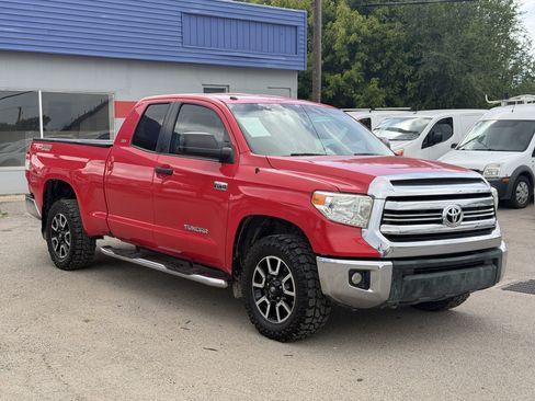 Used 2016 Toyota Tundra SR5 w/ TRD Off Road Package AWD/4WD image 8