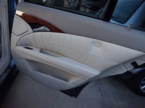 Used 2004 Mercedes-Benz E 500 4MATIC Wagon image 15