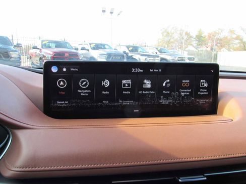 Used 2022 Genesis G80 2.5T image 19