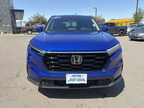 Used 2025 Honda CR-V EX-L image 2