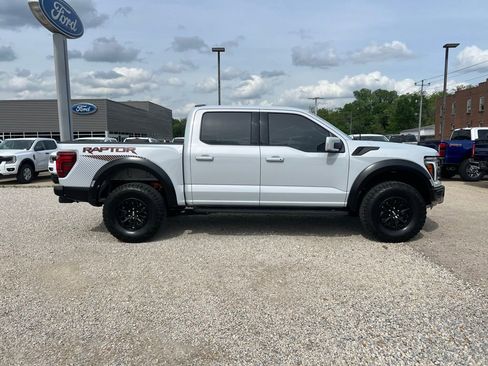 Used 2025 Ford F150 Raptor AWD/4WD image 9