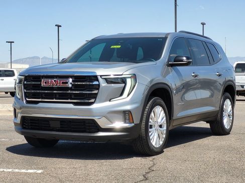 Used 2024 GMC Acadia Elevation FWD image 4