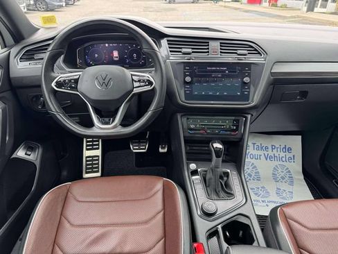 Used 2023 Volkswagen Tiguan SEL R-Line AWD/4WD image 18