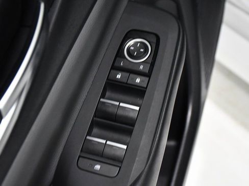 Used 2024 Toyota Prius XLE image 18