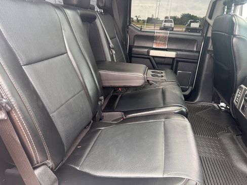 Used 2017 Ford F250 Lariat w/ Lariat Ultimate Package AWD/4WD image 29