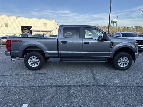 Used 2021 Ford F250 XL w/ STX Appearance Package image 8