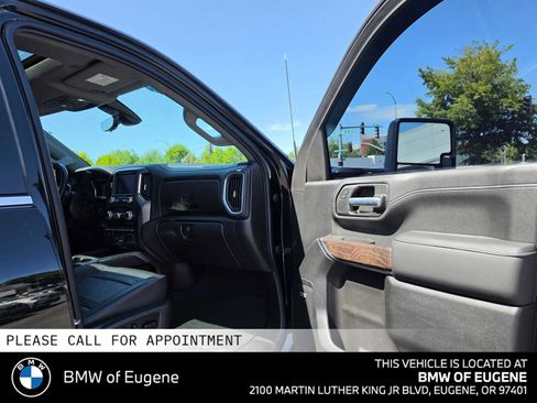 Used 2021 GMC Sierra 2500 Denali w/ Technology Package AWD/4WD image 11