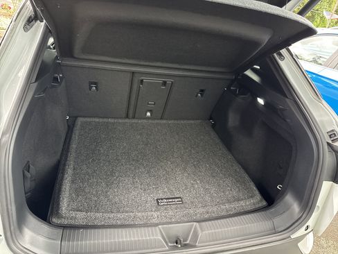 Used 2022 Volkswagen ID.4 Pro S image 22