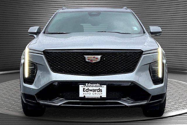Certified 2025 Cadillac XT4 Sport w/ Cold Weather Package AWD/4WD image 2