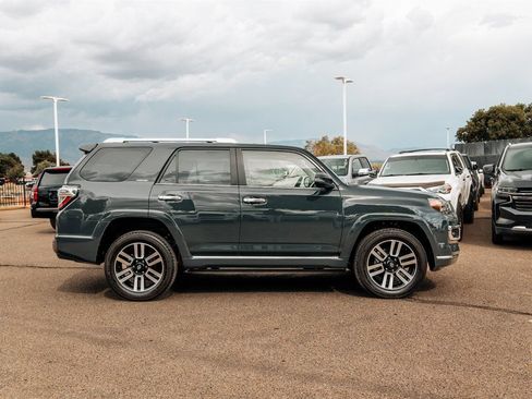 Used 2024 Toyota 4Runner Limited AWD/4WD image 8