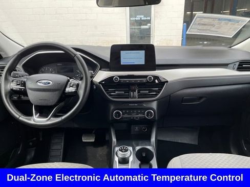 Used 2022 Ford Escape SE w/ Convenience Package AWD/4WD image 11