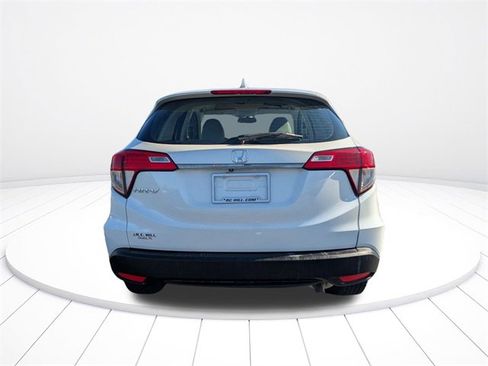 Used 2021 Honda HR-V LX image 4