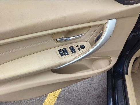 Used 2013 BMW 328i Sedan RWD image 8