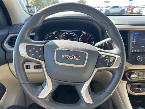 Used 2022 GMC Acadia Denali w/ Denali Technology Package image 20