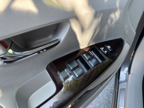 Used 2009 Toyota Venza FWD image 13
