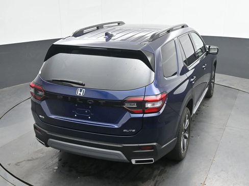 Used 2023 Honda Pilot Elite image 23