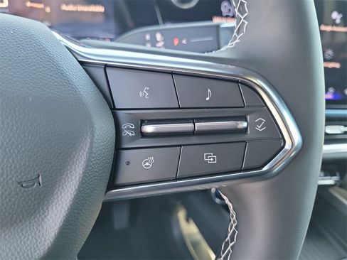 New 2026 Chevrolet Equinox EV LT image 6