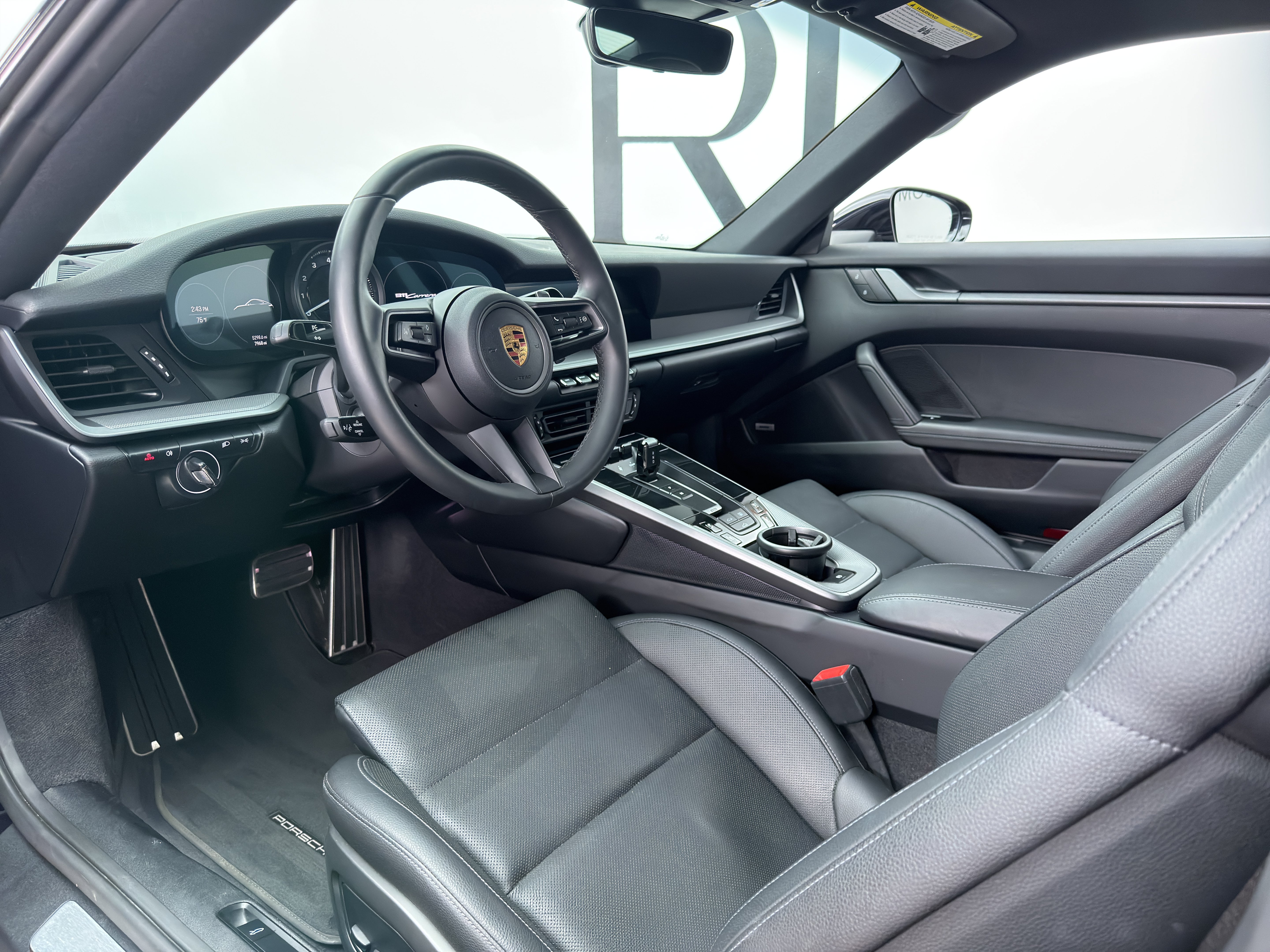 Used 2022 Porsche 911 Carrera image 16