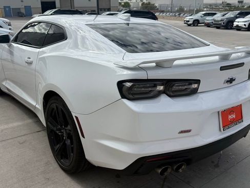Used 2022 Chevrolet Camaro SS RWD image 7
