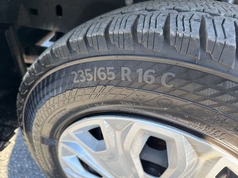 Used 2023 Ford Transit 250 Low Roof w/ Exterior Upgrade Package image 25