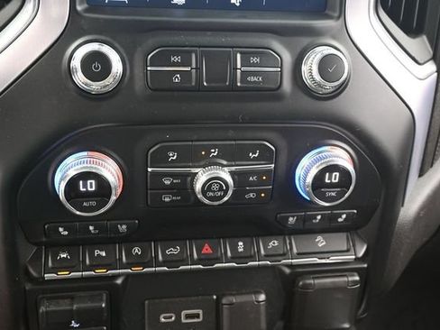Used 2019 GMC Sierra 1500 SLT w/ SLT Premium Plus Package AWD/4WD image 24