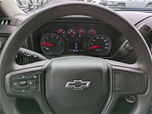 Used 2025 Chevrolet Silverado 2500 Custom w/ Custom Value Package image 27