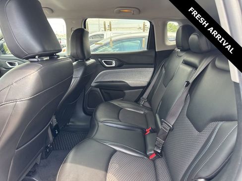 Used 2022 Jeep Compass Latitude w/ Convenience Group AWD/4WD image 12