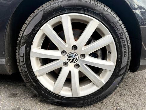 Used 2010 Volkswagen Passat Komfort FWD image 51
