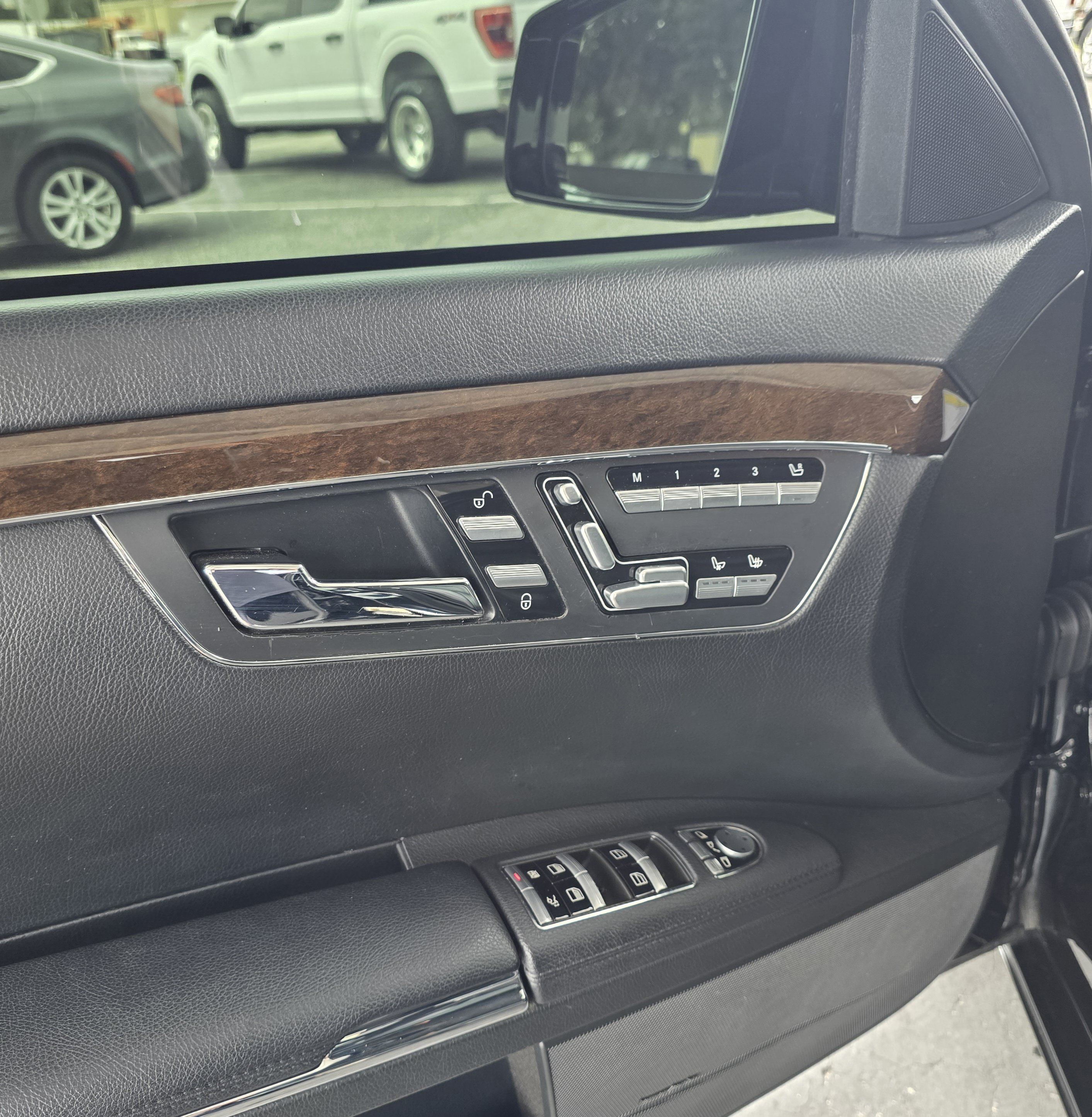 Used 2012 Mercedes-Benz S 350 BlueTEC 4MATIC image 17
