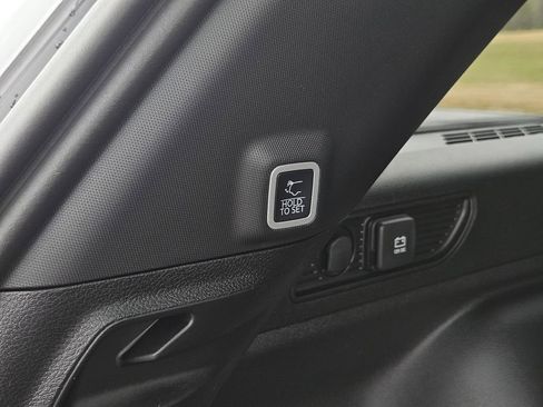 New 2026 Jeep Grand Cherokee Limited image 10