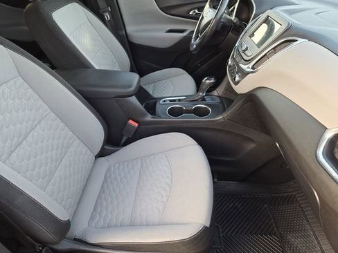 Used 2019 Chevrolet Equinox LT image 15