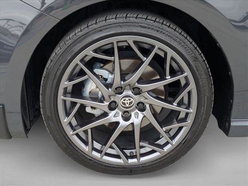 Used 2025 Toyota Camry SE FWD image 23