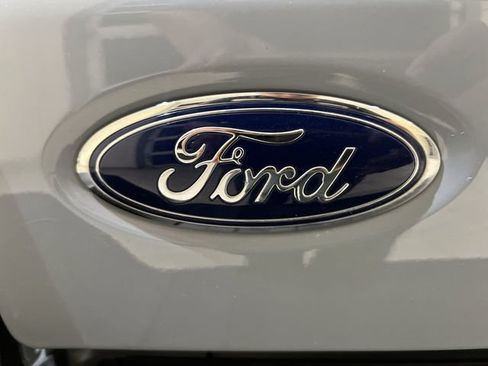Used 2024 Ford F350 Platinum w/ Tremor Off-Road Package AWD/4WD image 29